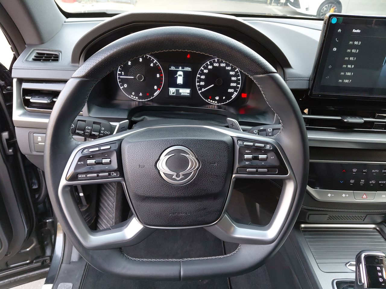 SSANGYONG - 16