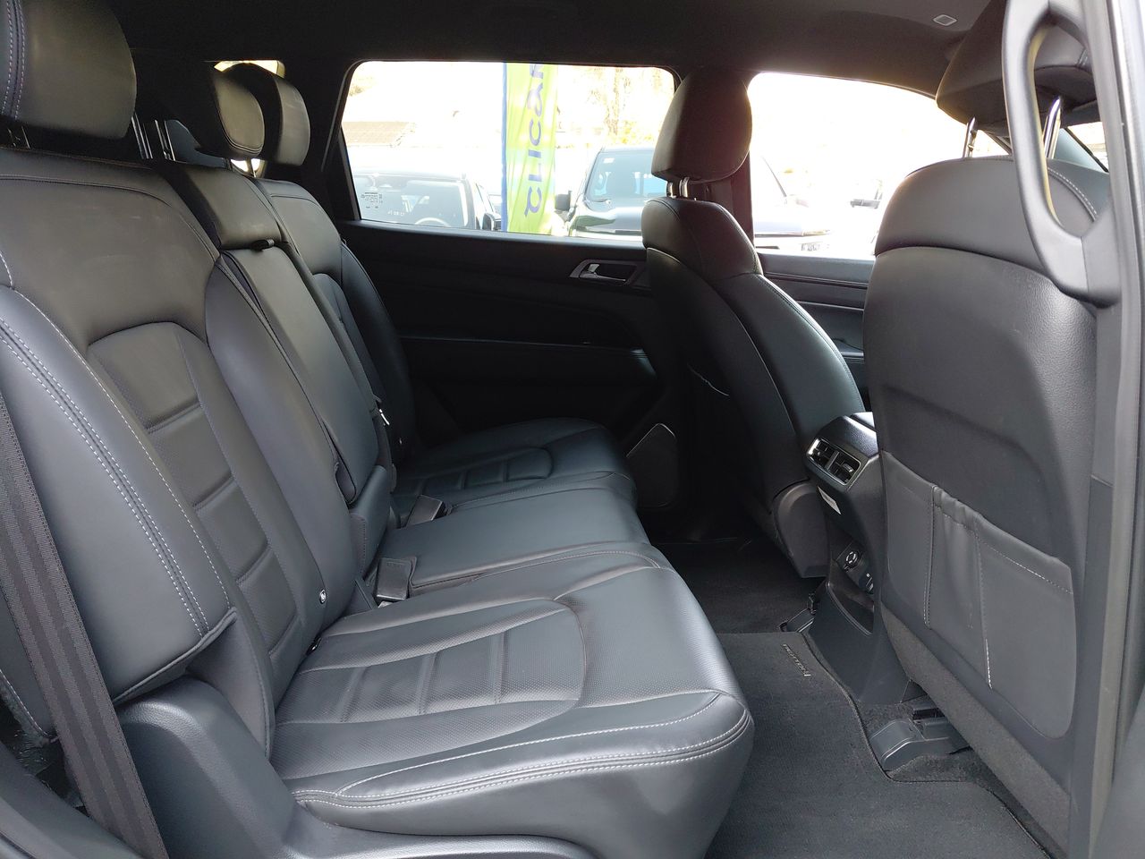 SSANGYONG - 25