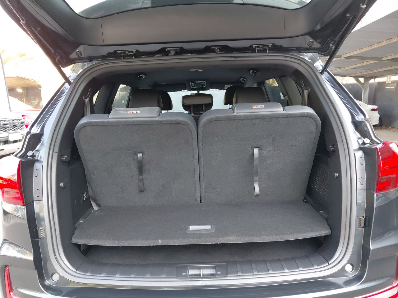 SSANGYONG - 12