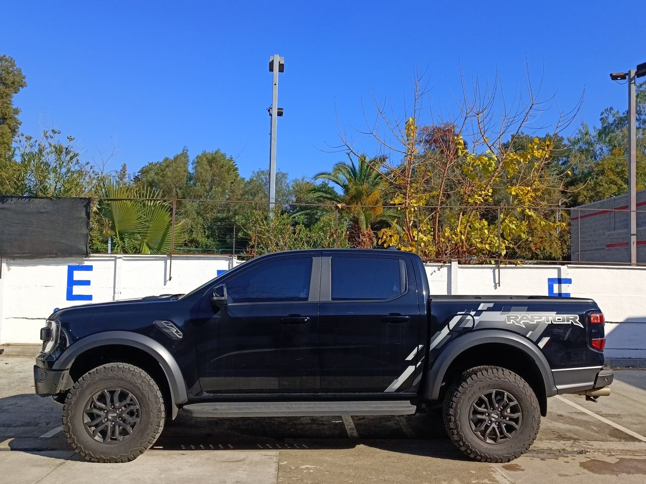 FORD - 4