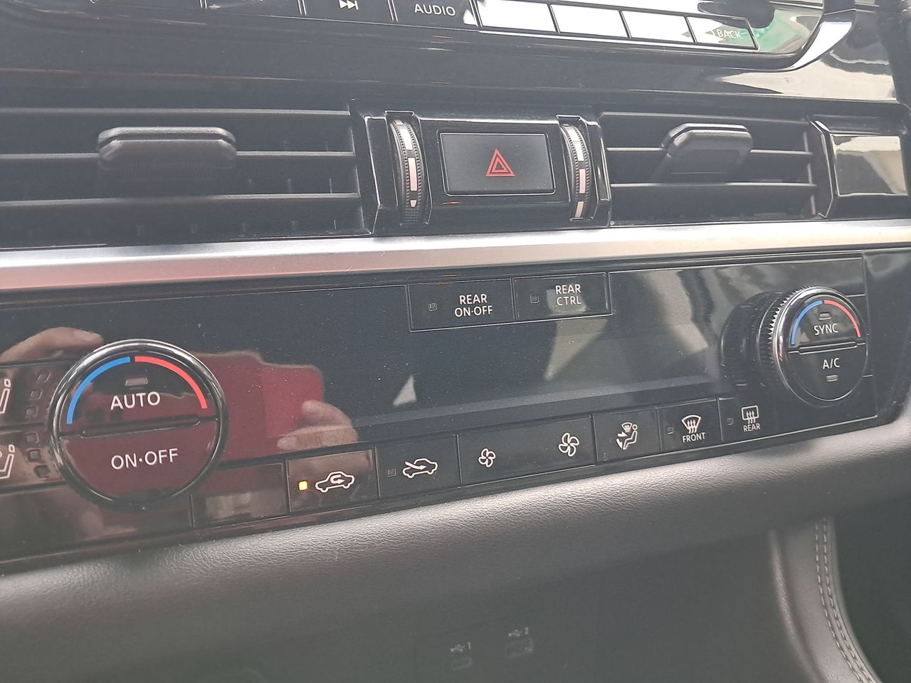 NISSAN - 20