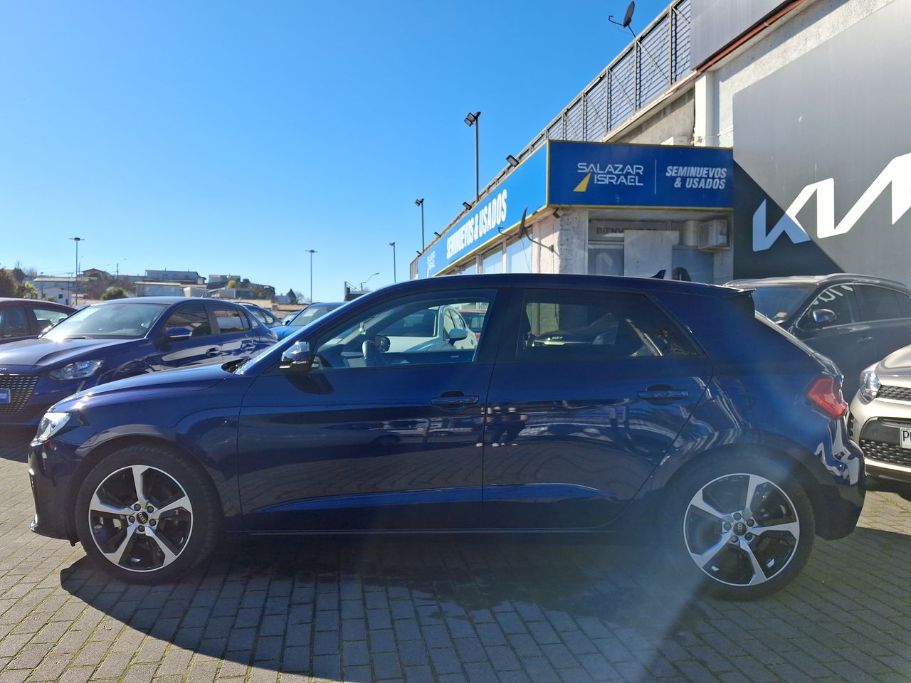 AUDI - 4