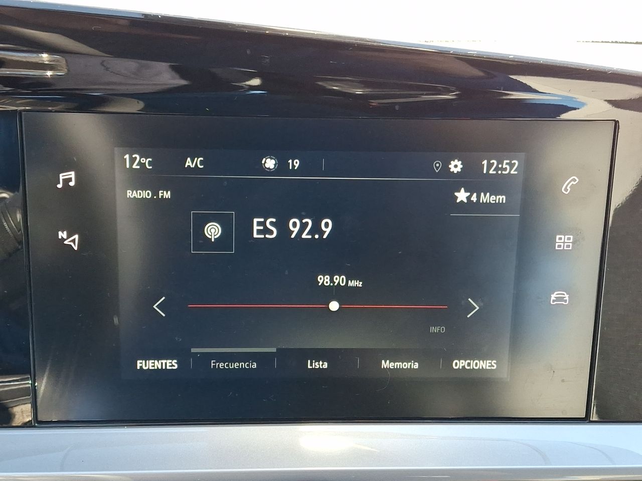 Ford Ranger — foto 19 de 25