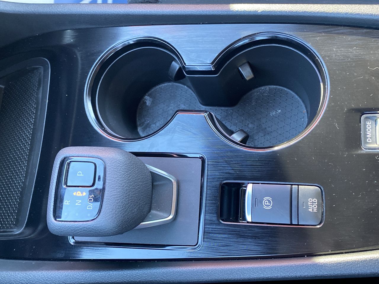 NISSAN - 30