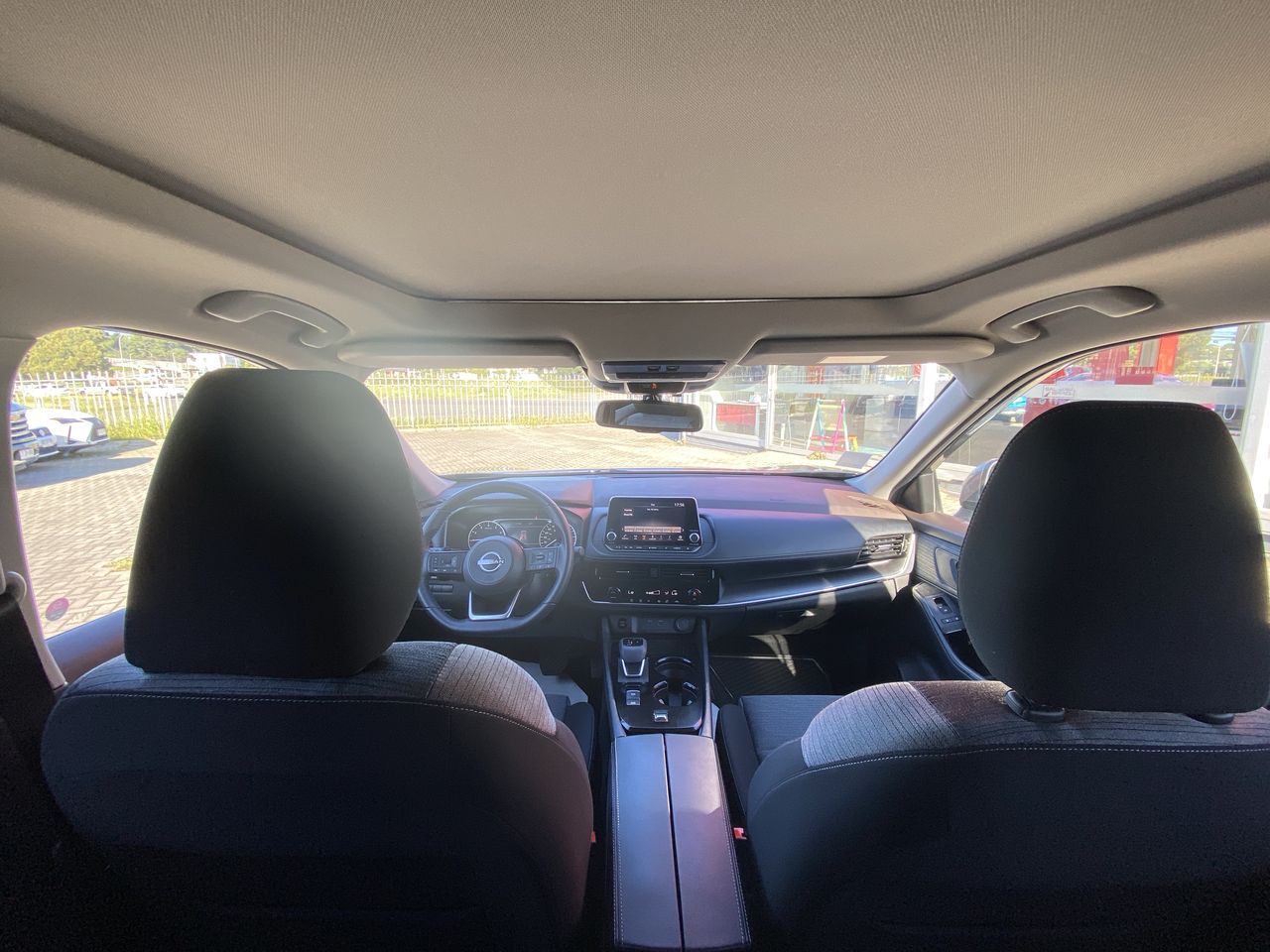 NISSAN - 8