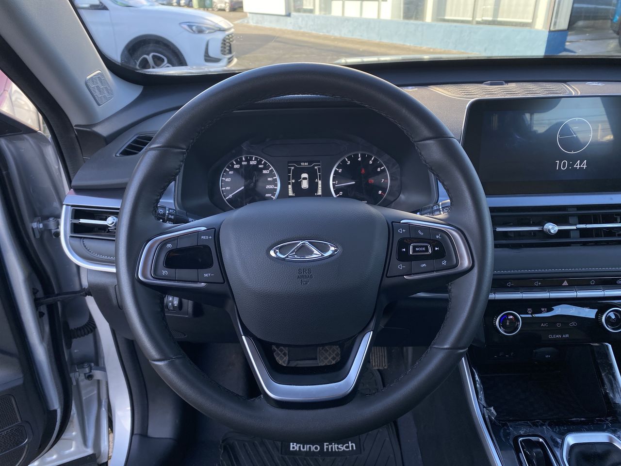 Chery Tiggo 3 Pro — foto 19 de 28