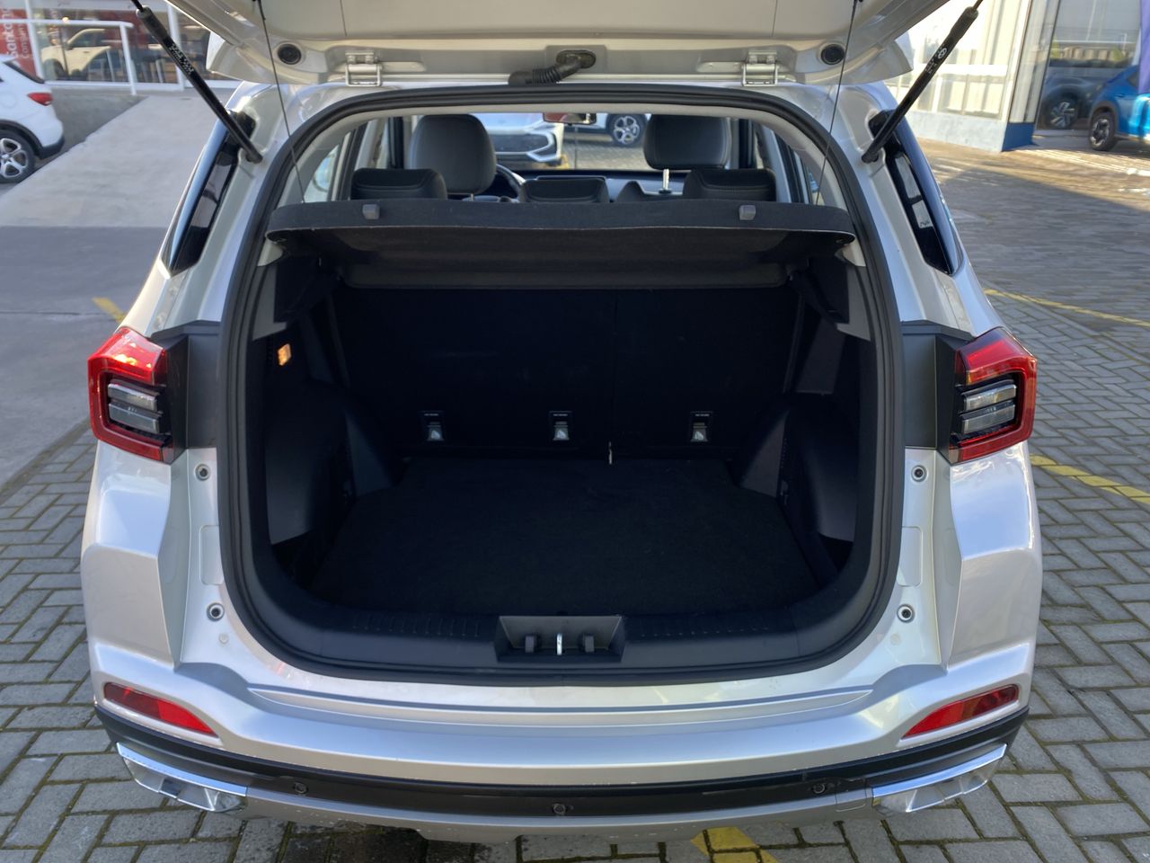 Chery Tiggo 3 Pro — foto 15 de 28