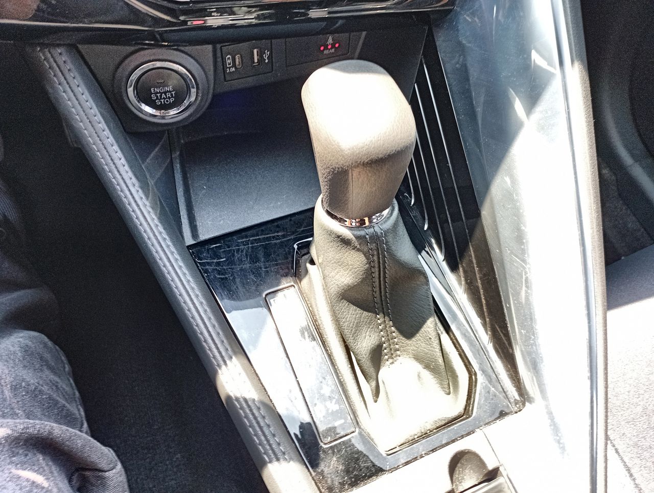 TOYOTA - 32
