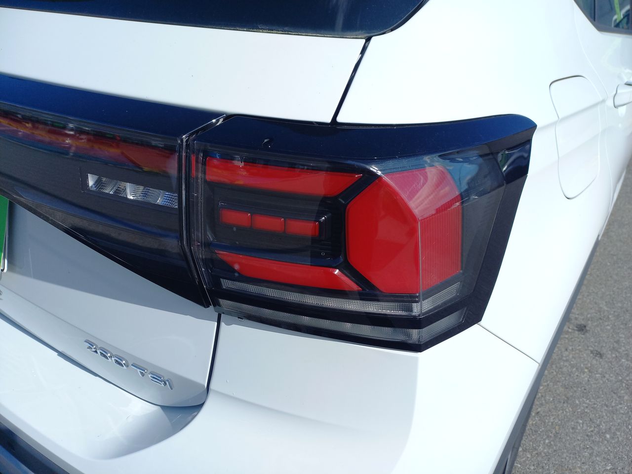 VOLKSWAGEN - 20