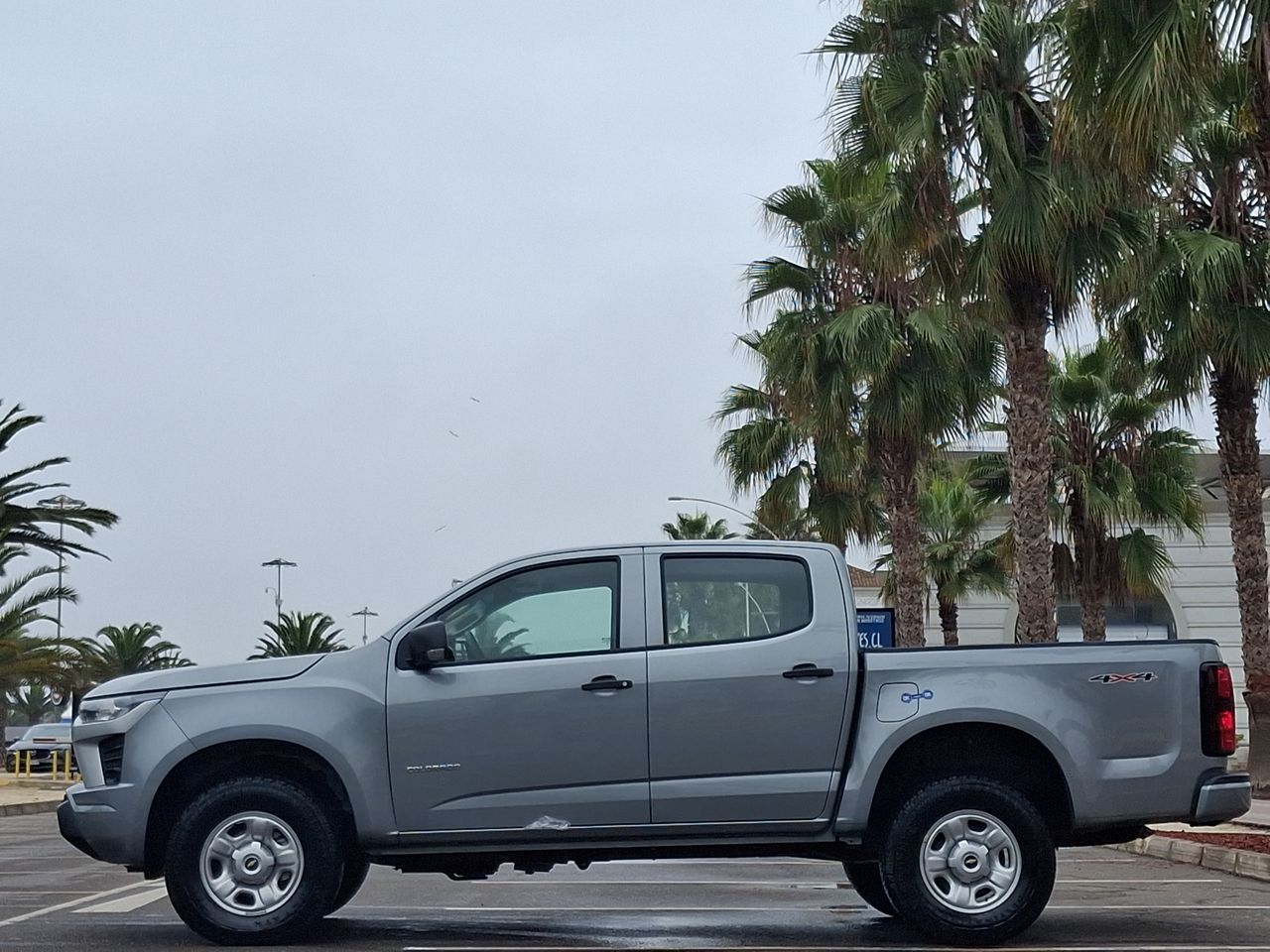 CHEVROLET - 4