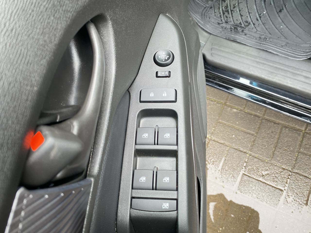 CHEVROLET - 21