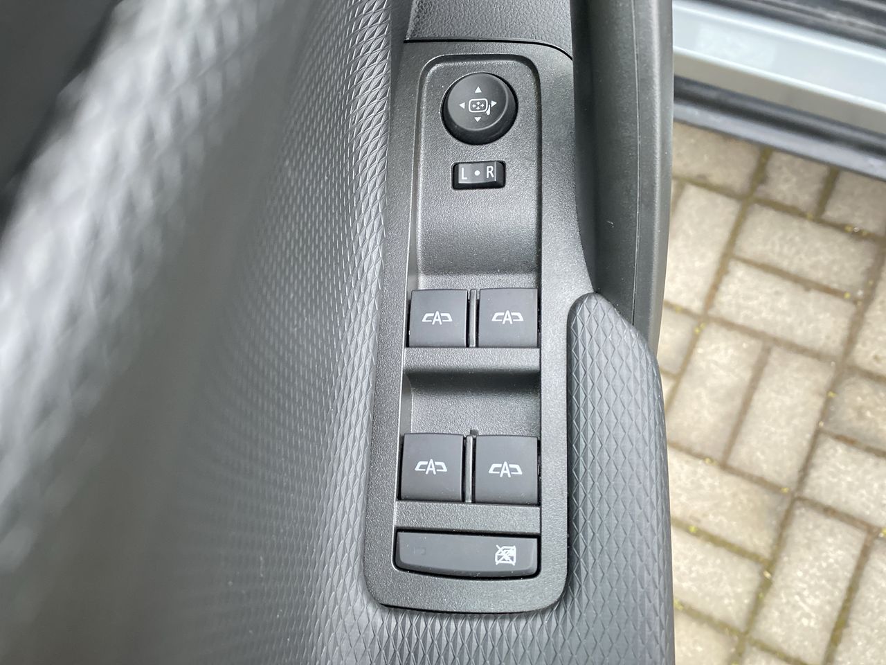 CHEVROLET - 21