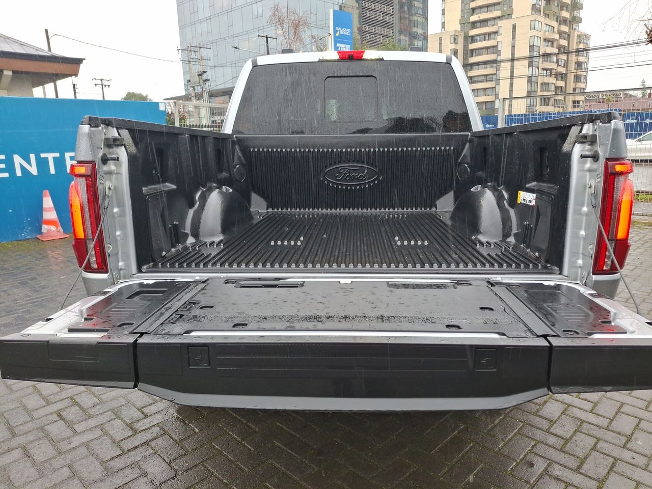 FORD - 21