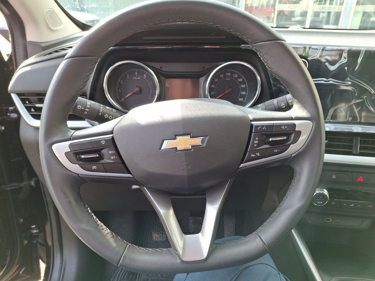 CHEVROLET - 24