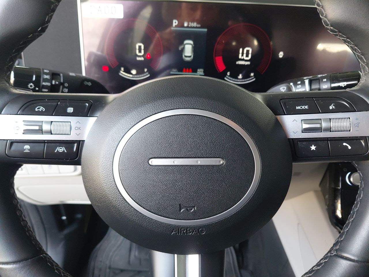 HYUNDAI - 15