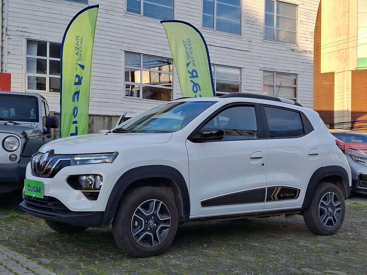 RENAULT - 3