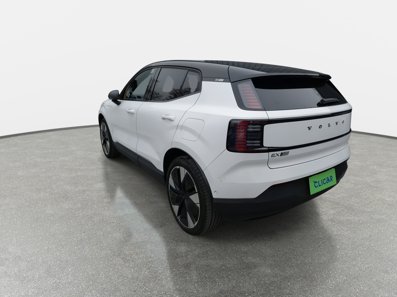 VOLVO - 5