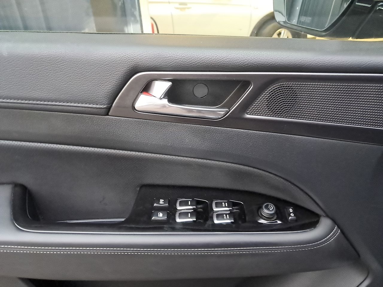 SSANGYONG - 22