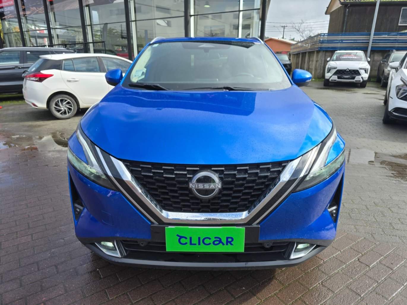 NISSAN - 2