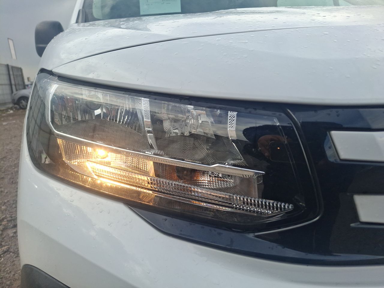 PEUGEOT - 5