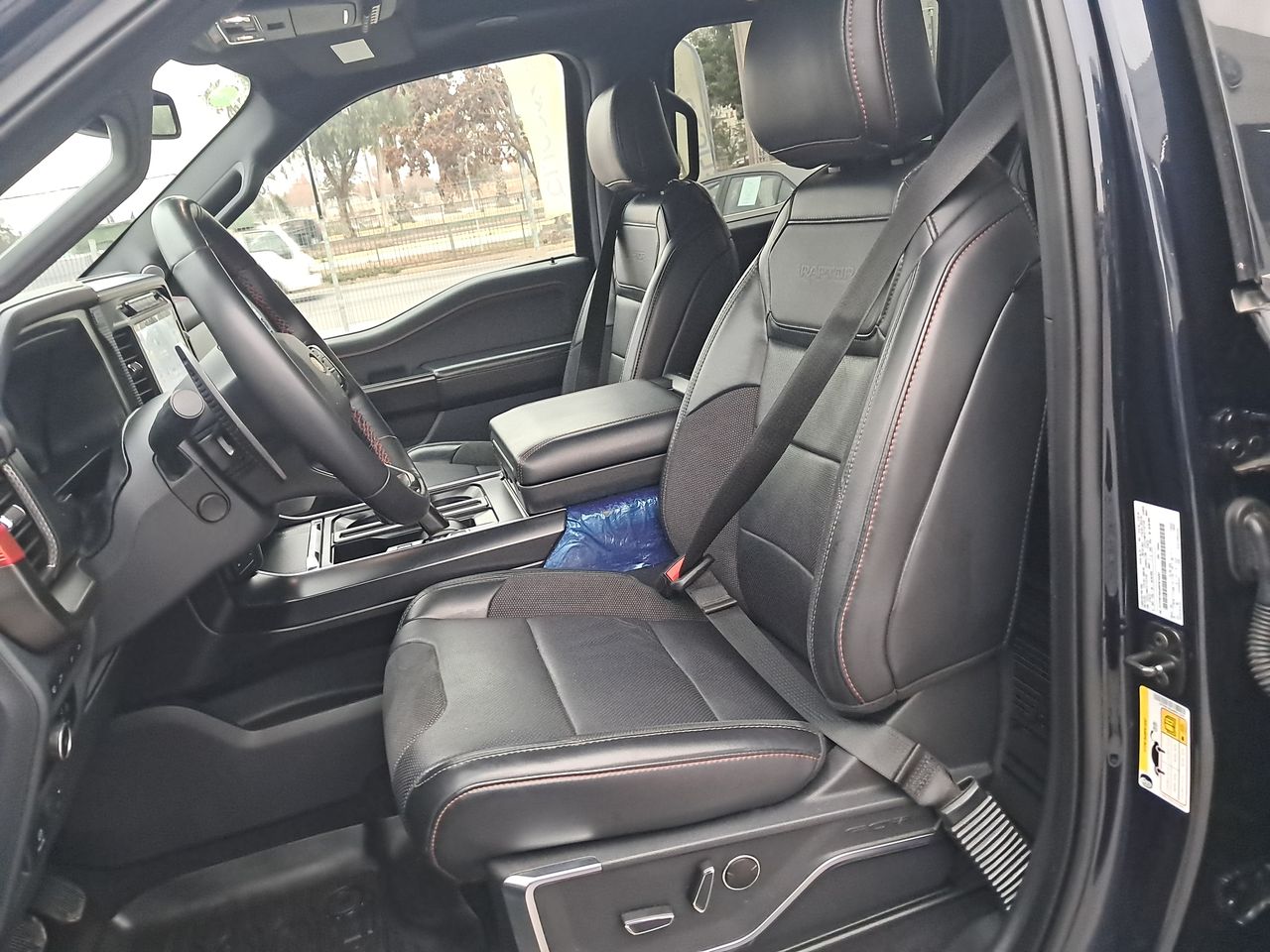 Ford F-150 Raptor — foto 24 de 34