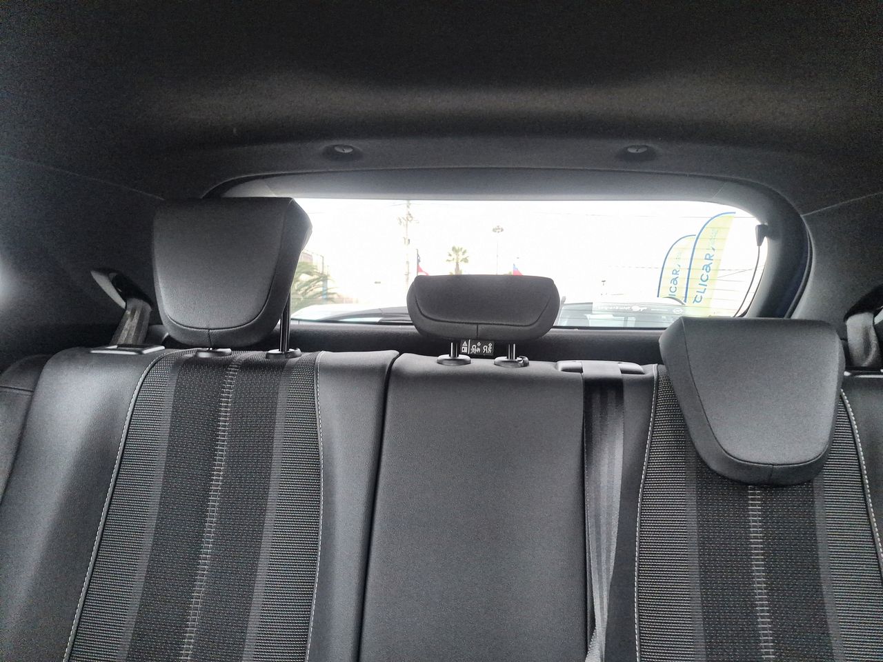 Opel Mokka — foto 14 de 31