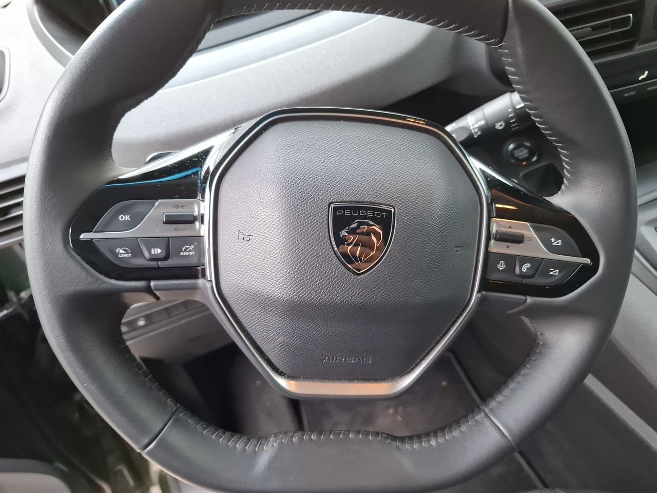 Mazda 6 — foto 12 de 24