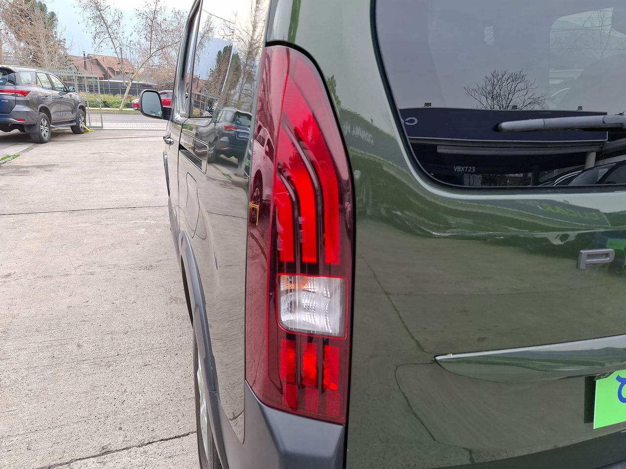 PEUGEOT - 5