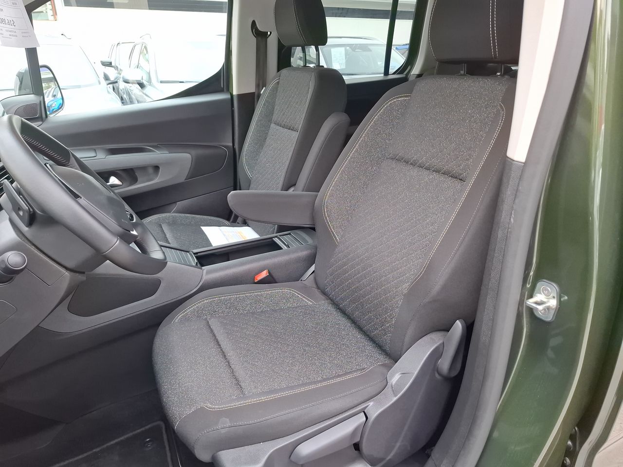 Mazda 6 — foto 10 de 24