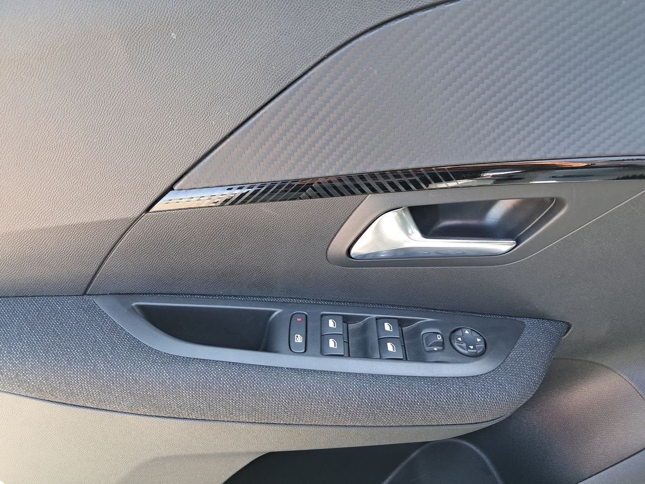 PEUGEOT - 22