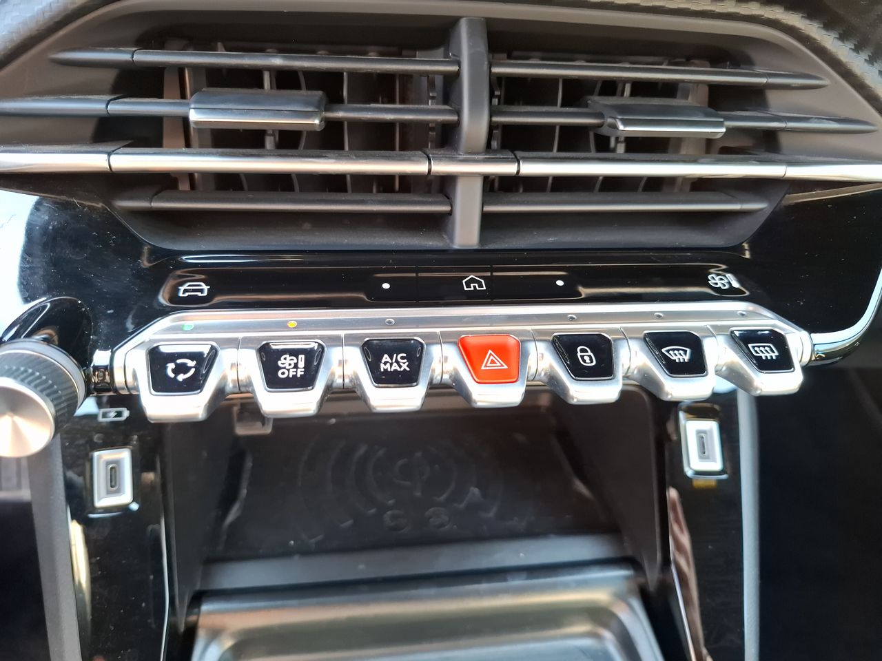 Peugeot 2008 — foto 31 de 36