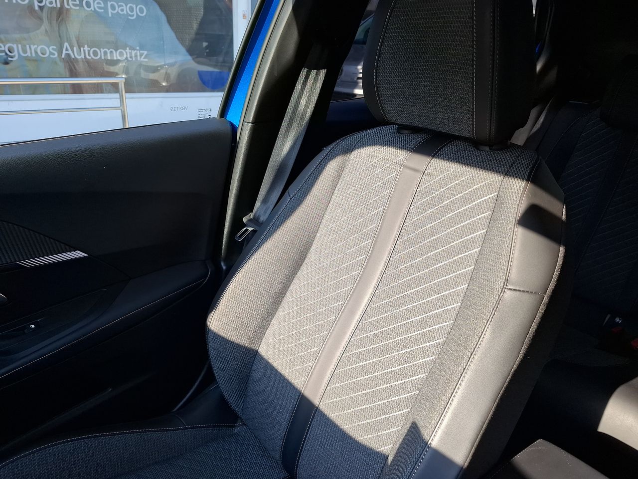 Peugeot 2008 — foto 34 de 36