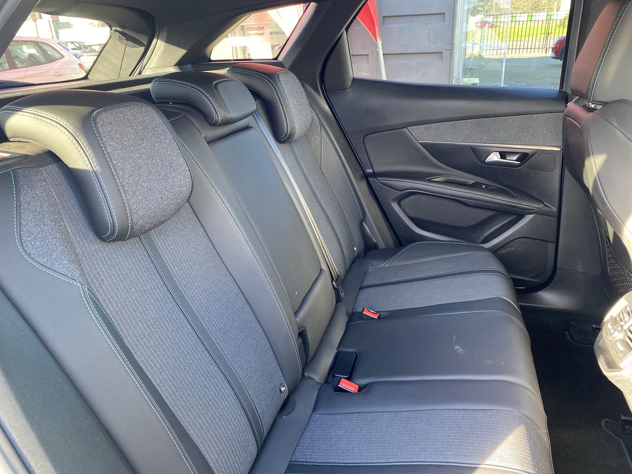 Peugeot 3008 — foto 34 de 35