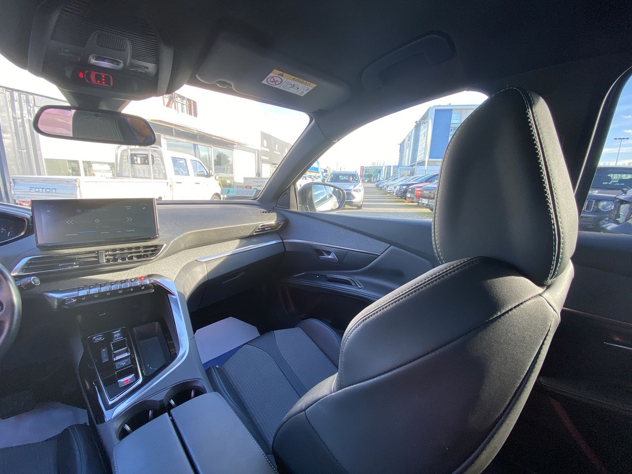 Peugeot 3008 — foto 11 de 35