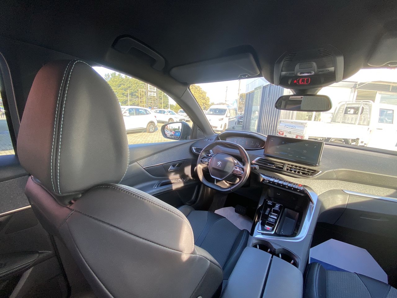 Peugeot 3008 — foto 17 de 35