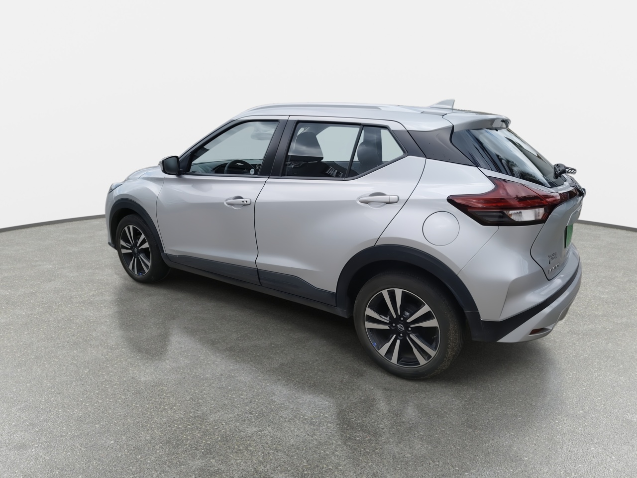 NISSAN - 4