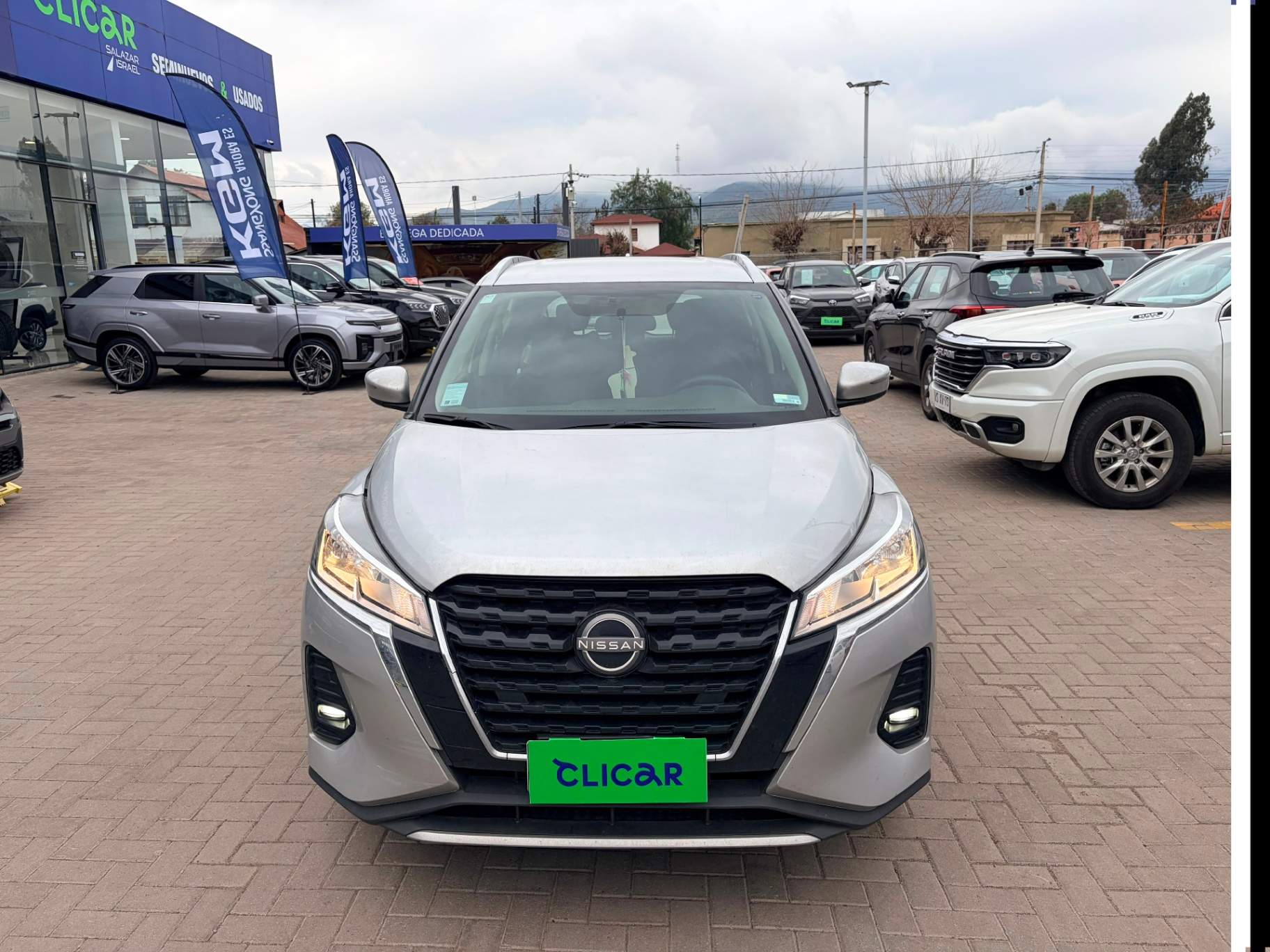 NISSAN - 2