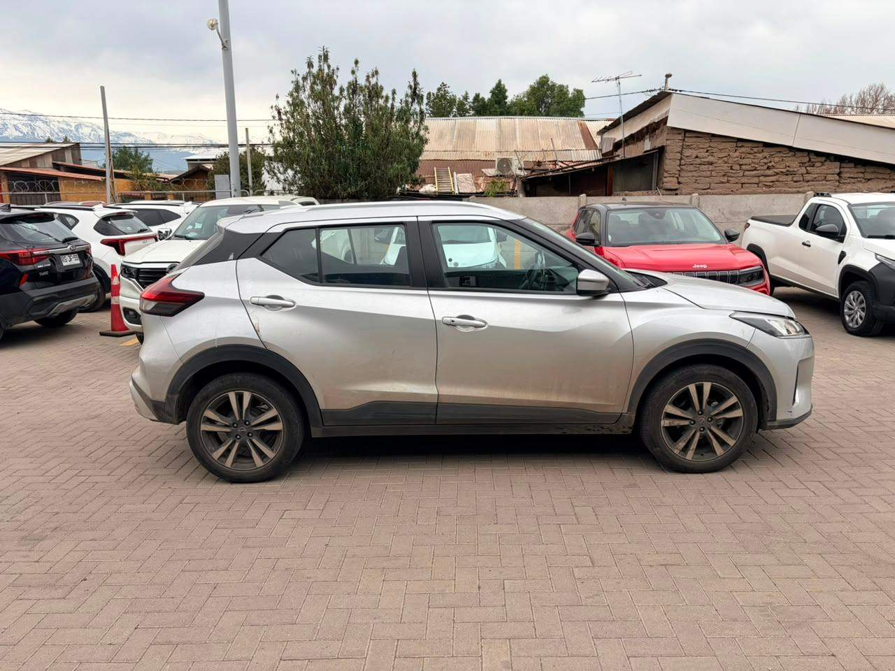 NISSAN - 3
