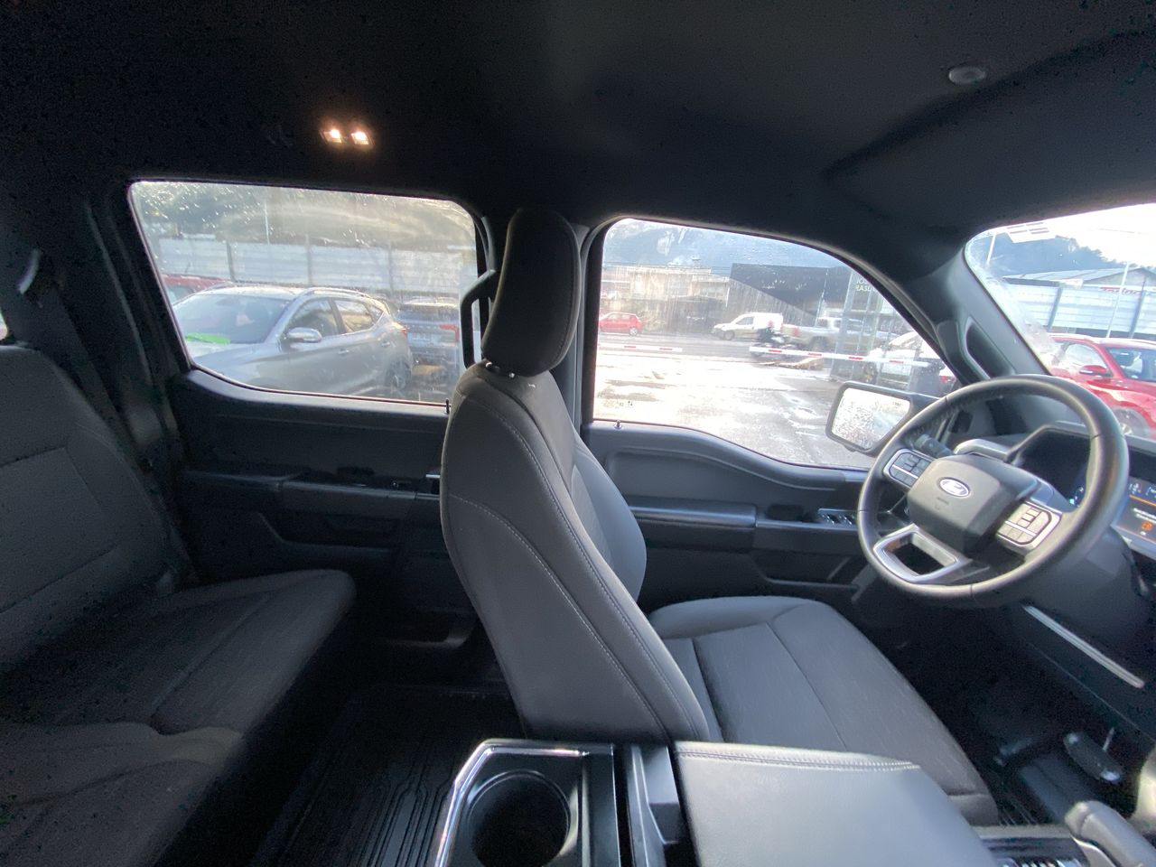 Ford F-150 — foto 16 de 35