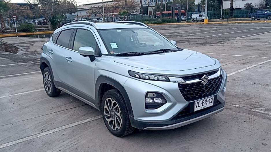 SUZUKI