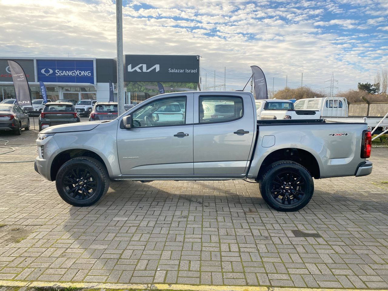 CHEVROLET - 4