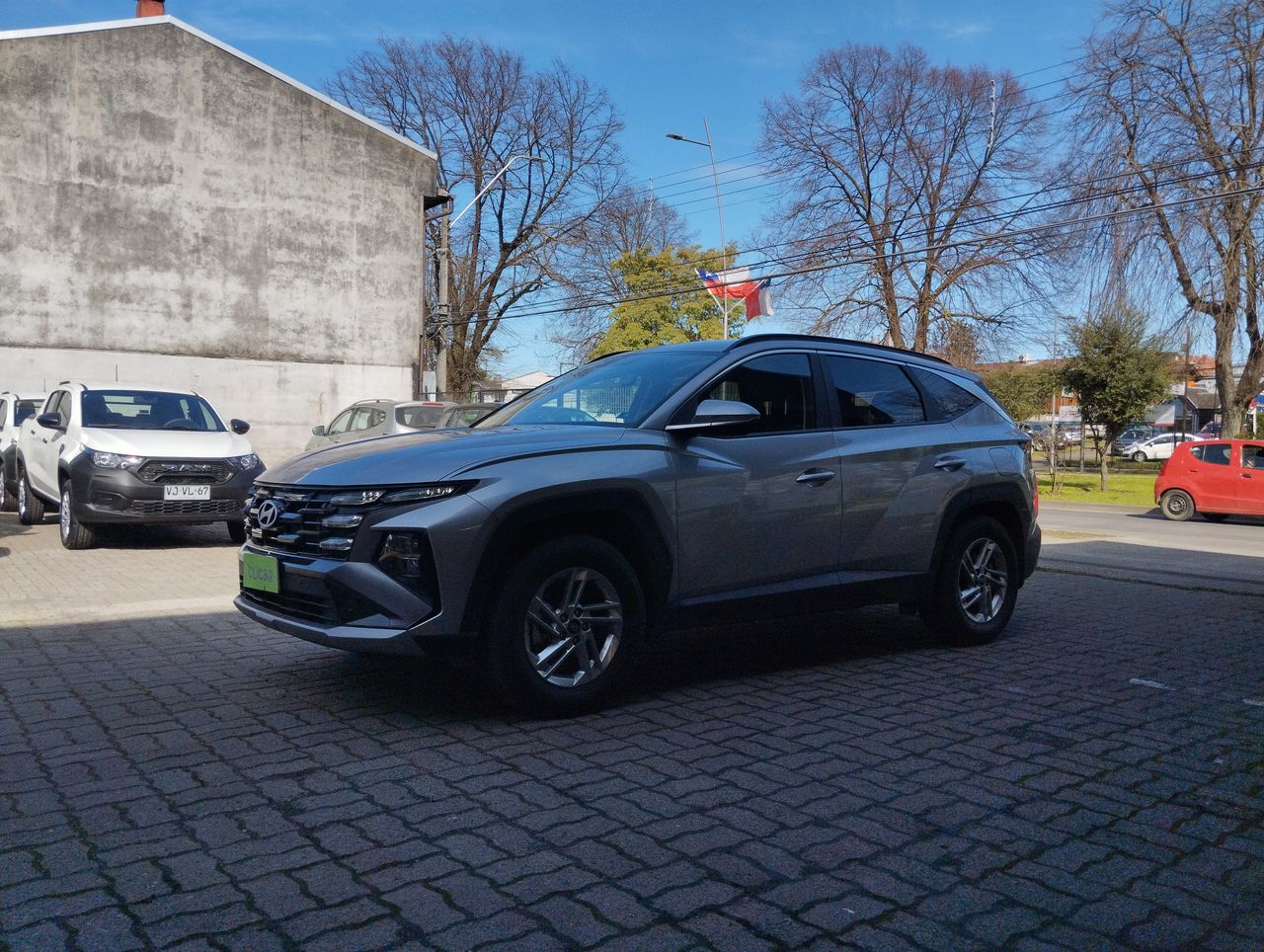 HYUNDAI - 6