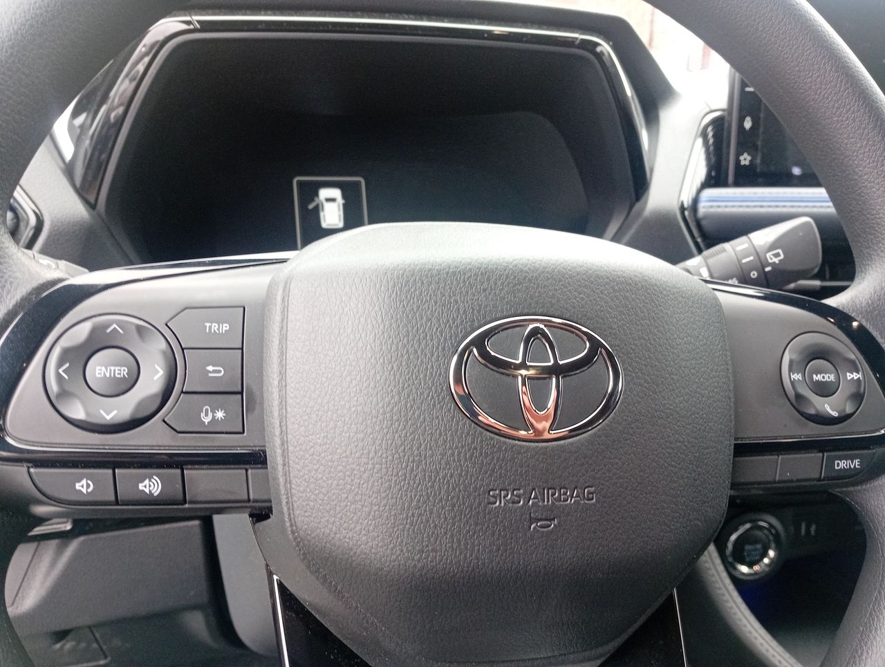TOYOTA - 27