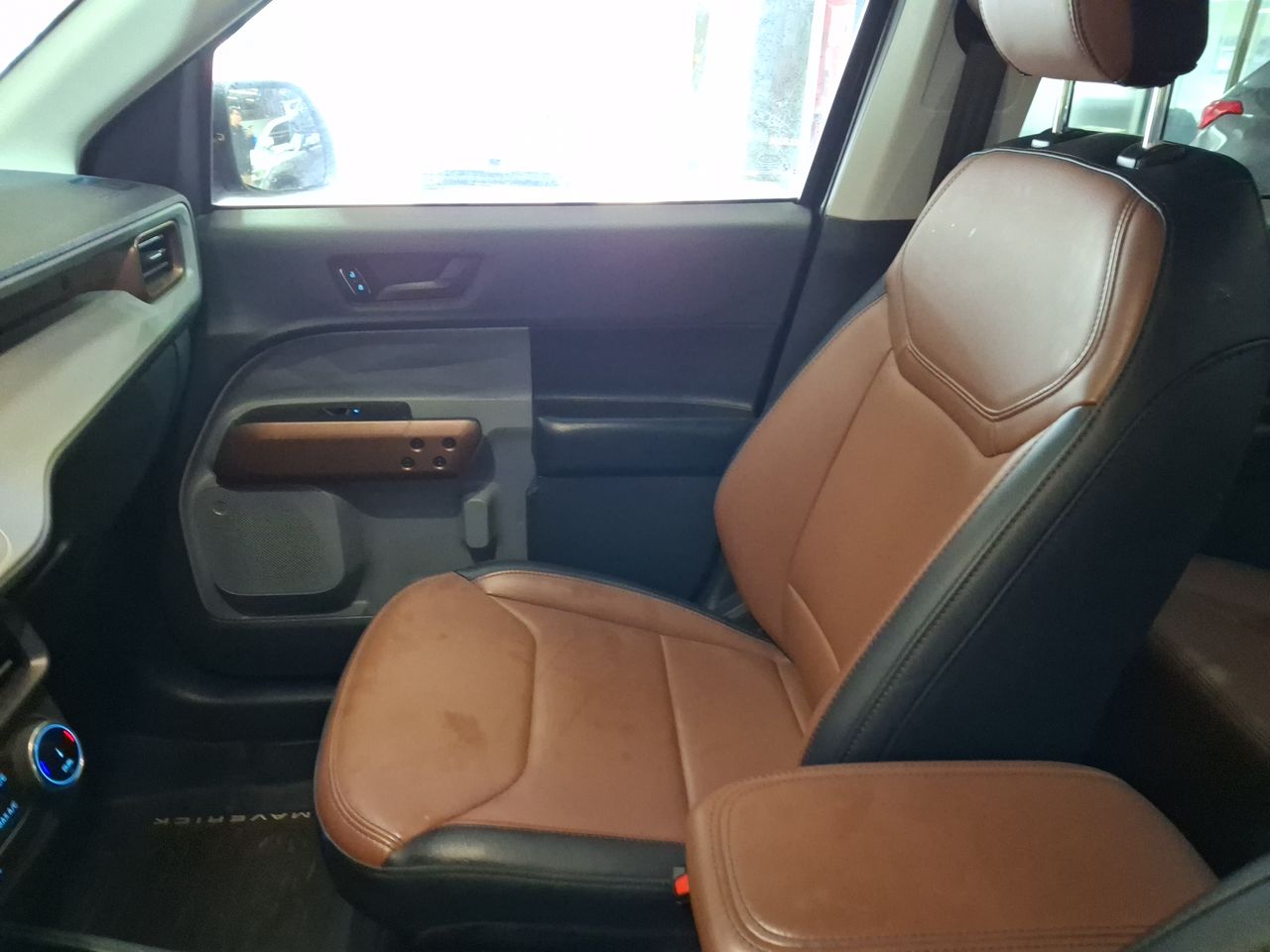 Ford Maverick — foto 33 de 35