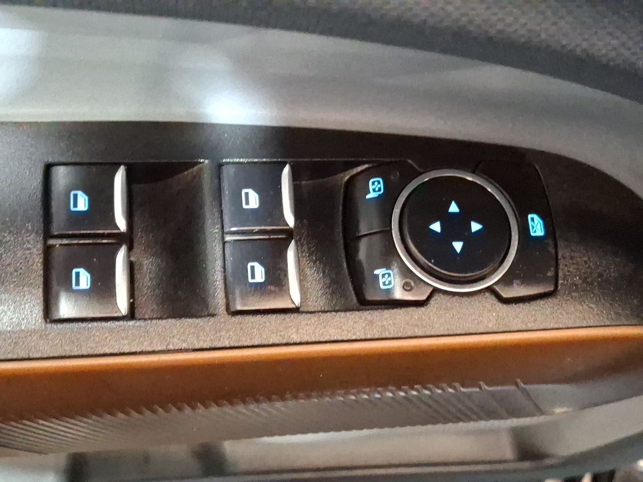 Ford Maverick — foto 22 de 35