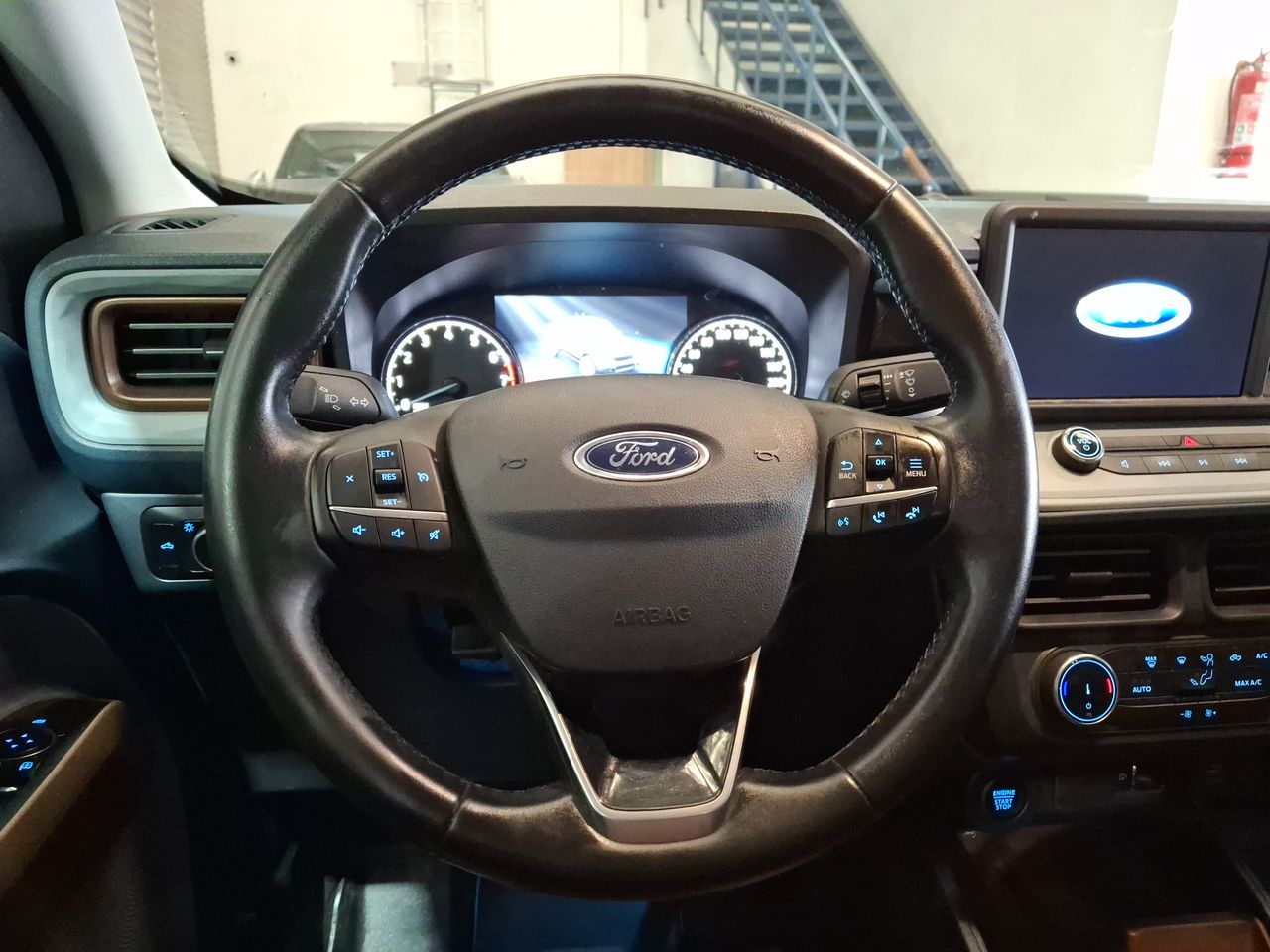 Ford Maverick — foto 25 de 35