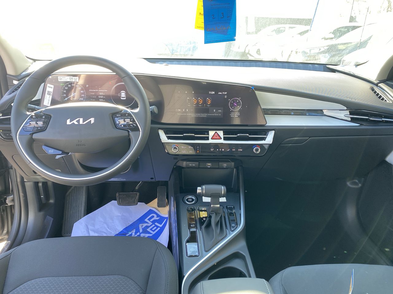 KIA - 30