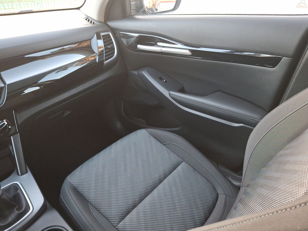 KIA - 10