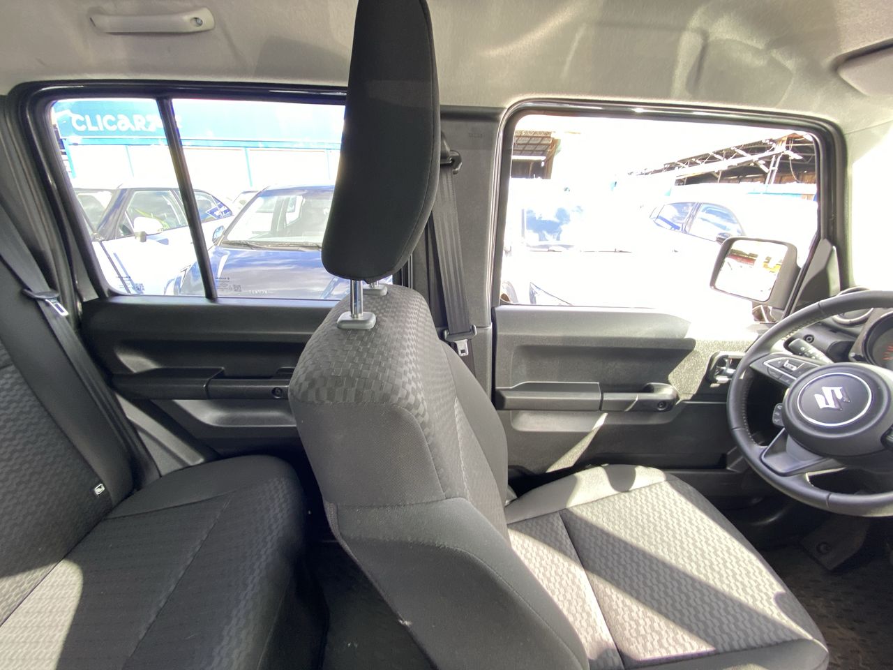 SUZUKI - 15