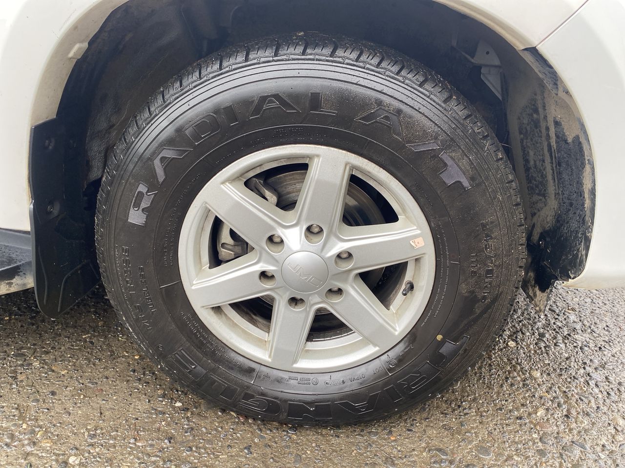 Volvo XC90 — foto 10 de 25